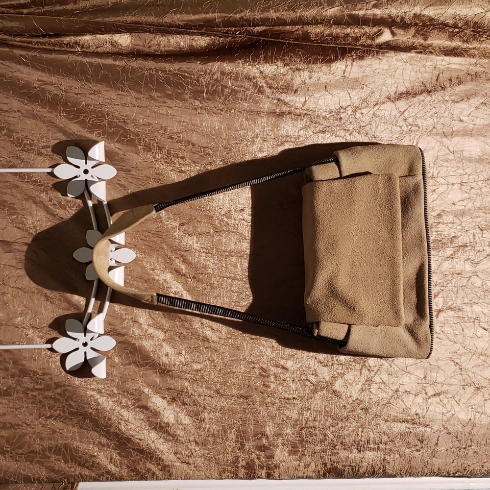 👜🔥🔥DKNY CITY TAN SUEDE BAG🔥🔥